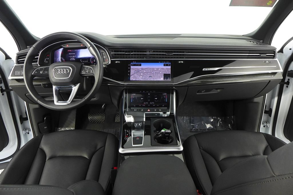 Used 2023 Audi Q7 3.0T Premium w/ Convenience Package AWD/4WD image 25