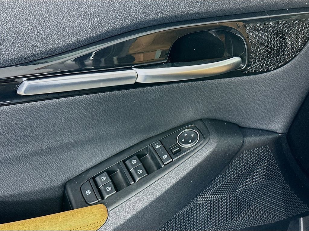 Used 2024 Kia Seltos EX image 24