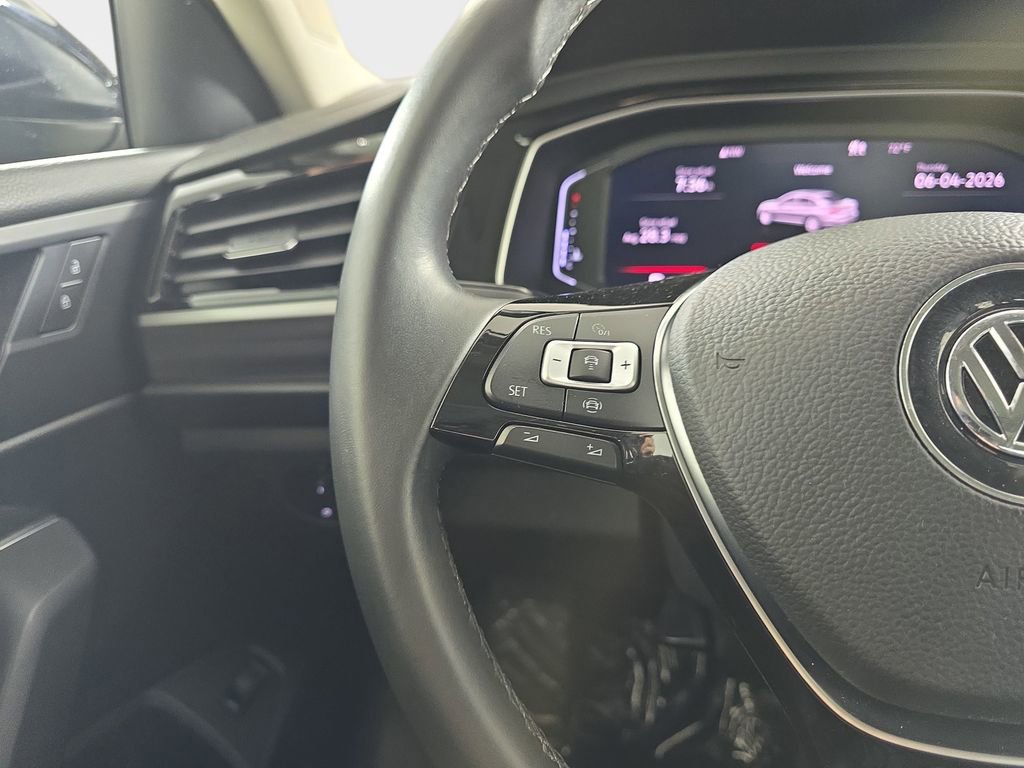 Used 2019 Volkswagen Jetta SEL FWD image 19