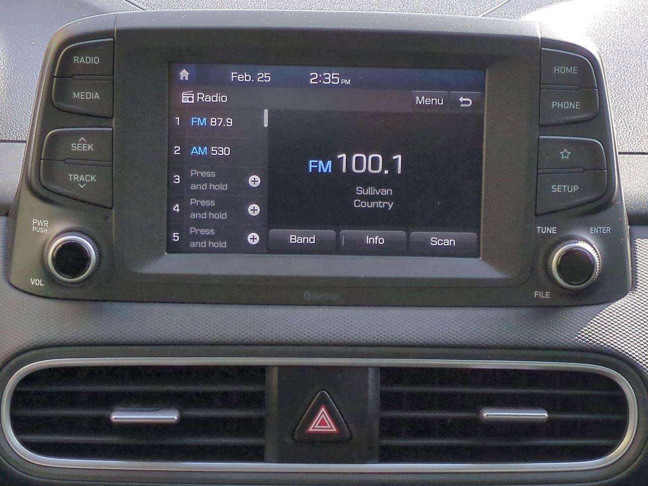 Certified 2021 Hyundai Kona SE image 18