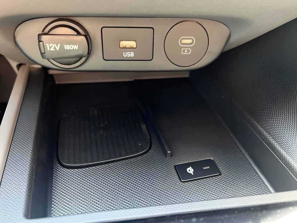 Used 2025 Hyundai Elantra Sport image 22