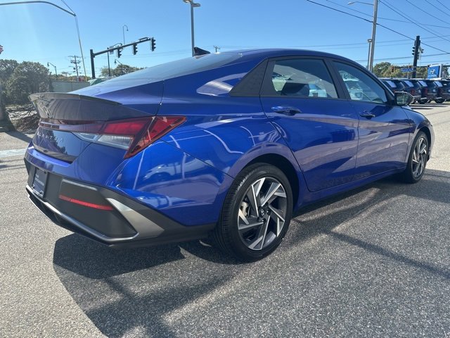Certified 2025 Hyundai Elantra Sport image 6