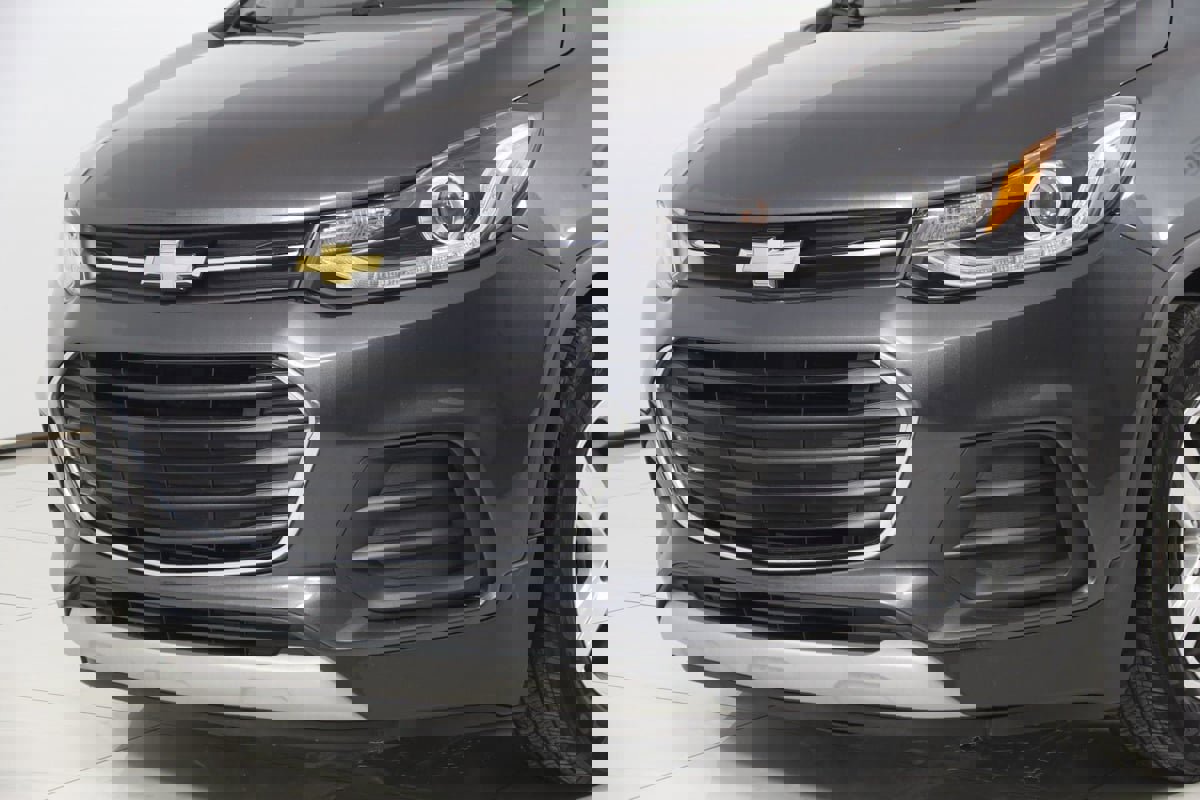 Used 2020 Chevrolet Trax LT image 44