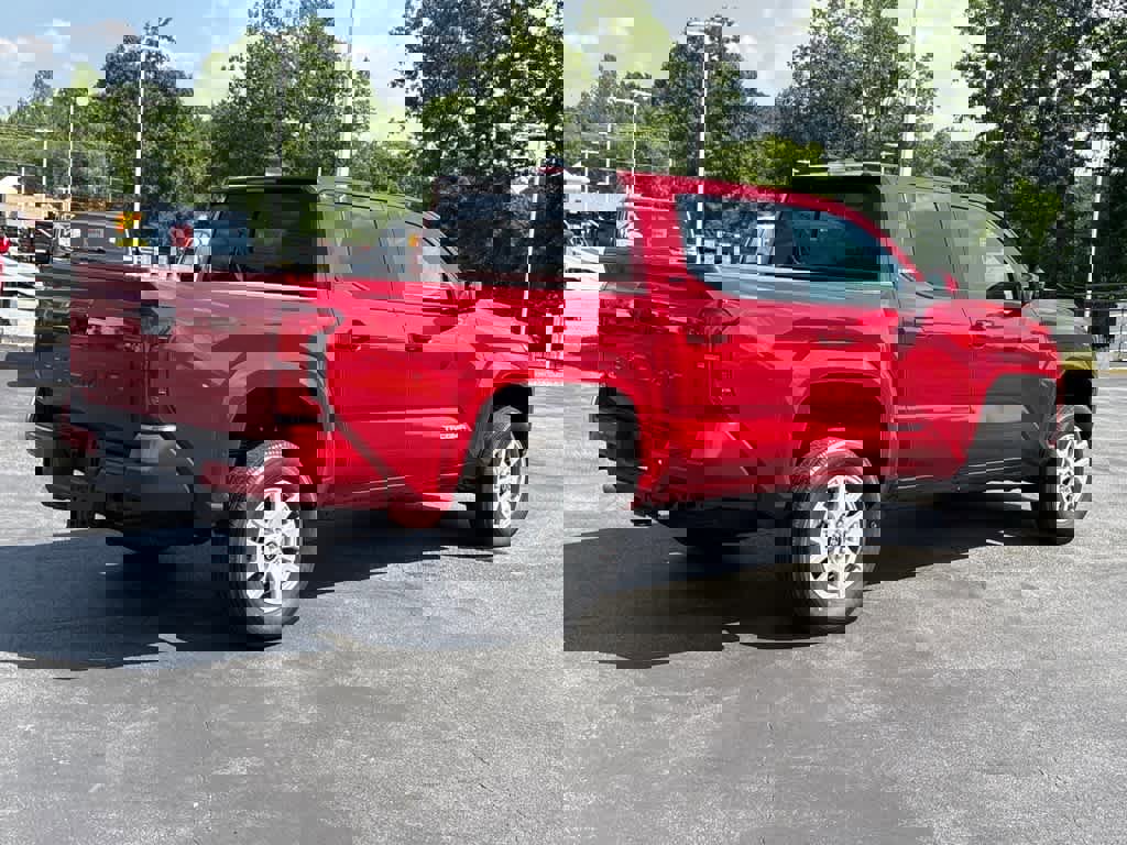 Used 2025 Toyota Tacoma SR5 w/ SR5 Upgrade Package image 3