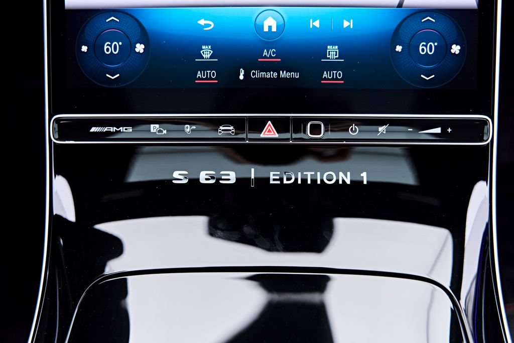 Used 2024 Mercedes-Benz S 63 AMG S w/ Rear Seat Package image 87