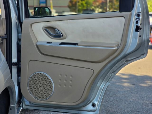 Used 2006 Mercury Mariner Hybrid image 32