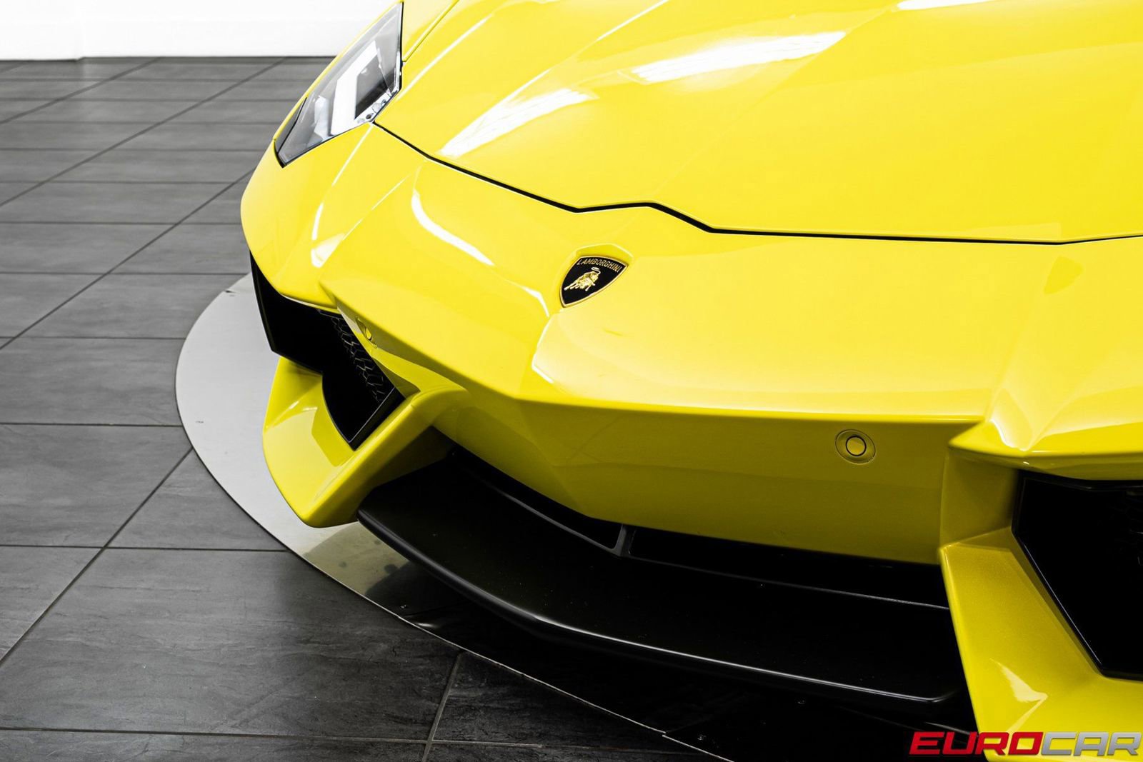 Used 2015 Lamborghini Aventador LP 700-4 AWD/4WD image 9
