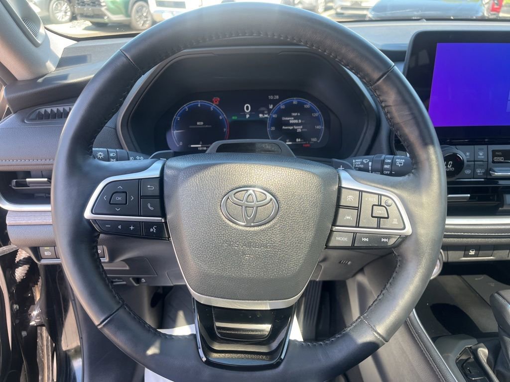 Used 2024 Toyota Grand Highlander AWD image 9