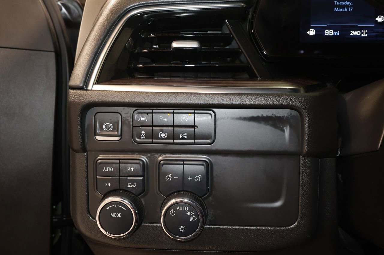 Certified 2025 Chevrolet Tahoe LT image 11