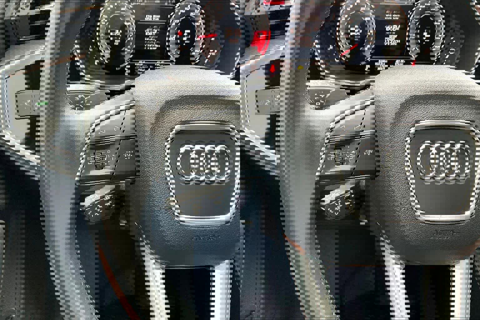 Used 2022 Audi Q3 2.0T Premium Plus w/ Premium Plus Package image 23