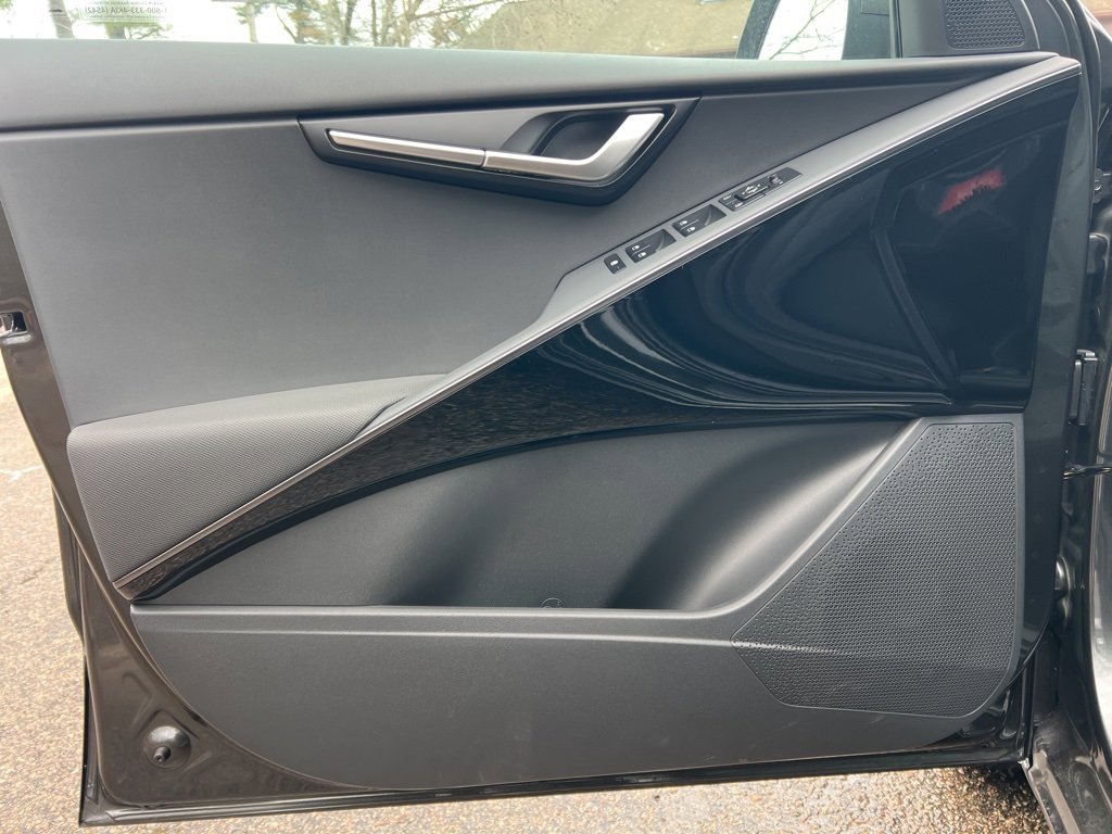 New 2025 Kia Niro EX w/ EX Cold Weather Package image 8