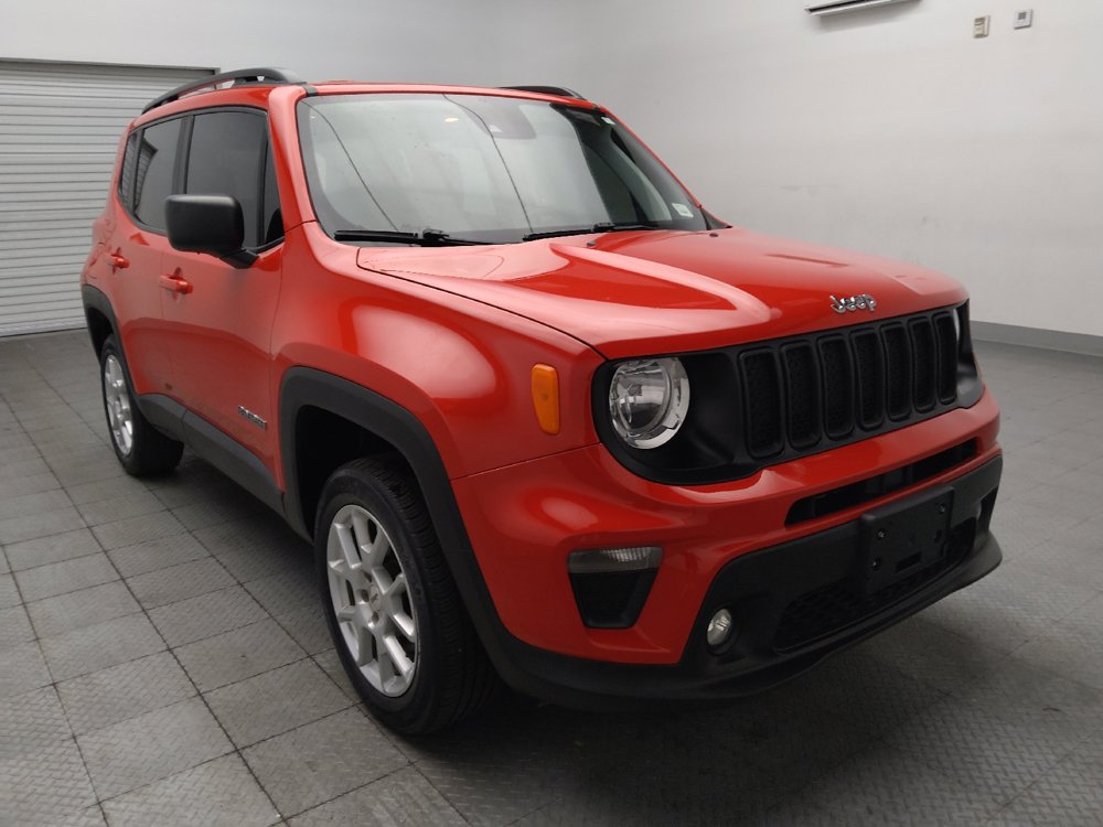 Used 2022 Jeep Renegade Latitude w/ Convenience Group AWD/4WD image 13