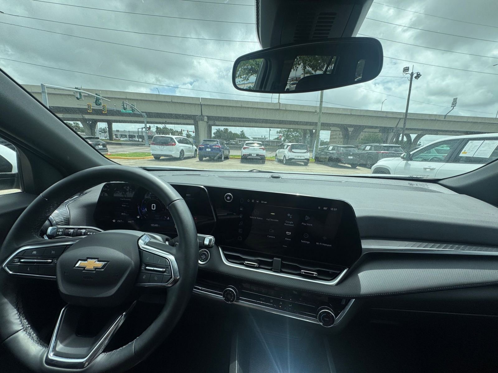 Used 2025 Chevrolet Equinox LT AWD/4WD image 27