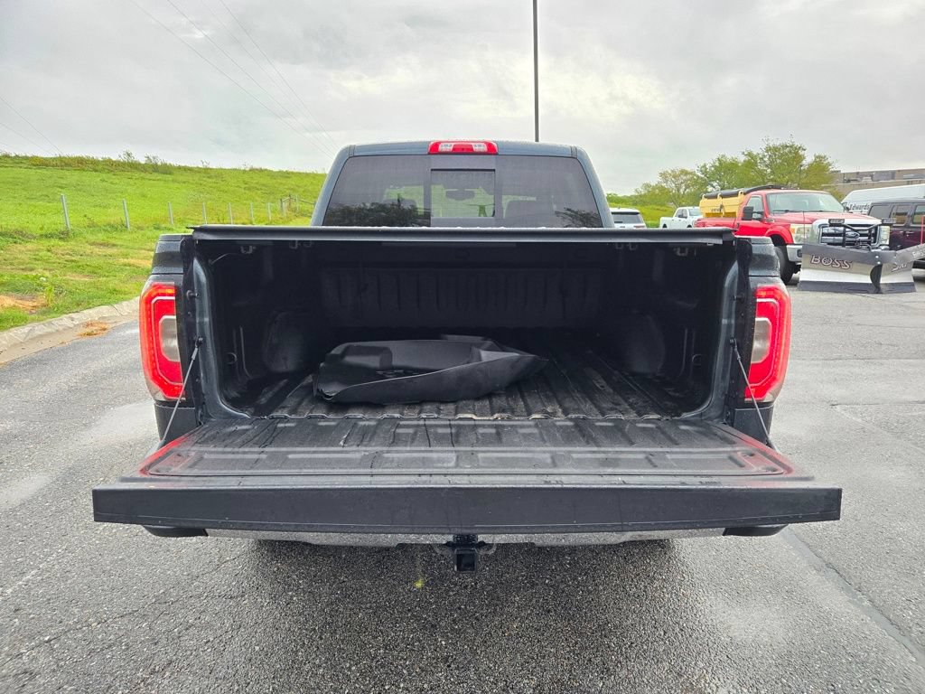 Used 2018 GMC Sierra 1500 SLT w/ SLT Premium Package AWD/4WD image 31
