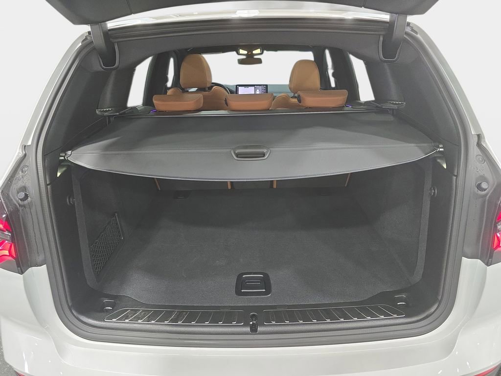 Used 2024 BMW X3 sDrive30i w/ Premium Package w/ZPA RWD image 13