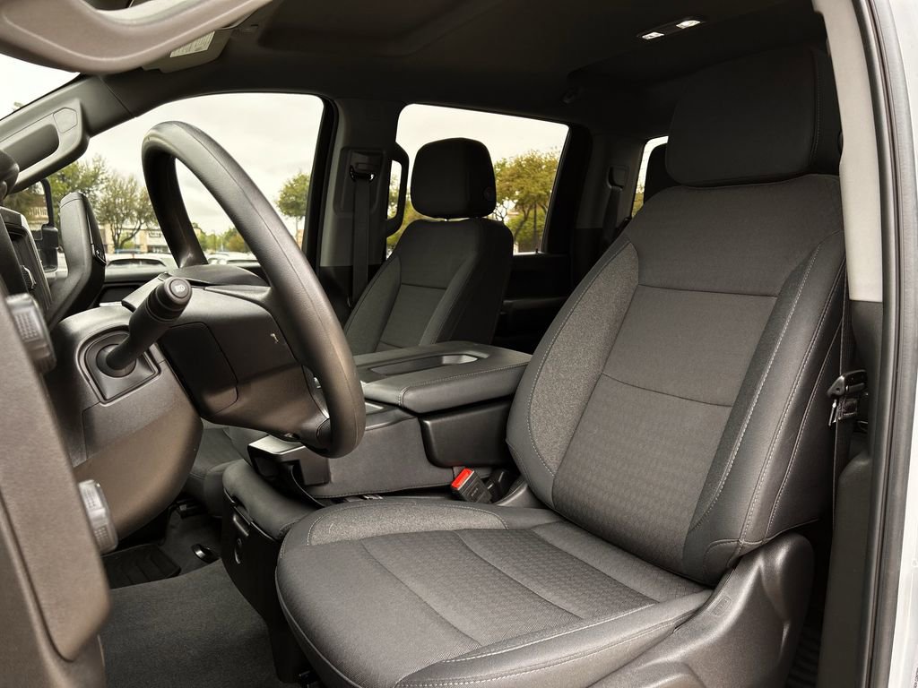 Used 2025 Chevrolet Silverado 2500 Custom w/ Custom Value Package image 25