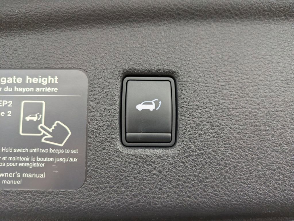 Used 2019 INFINITI QX50 Essential w/ Premium Heat Package image 14