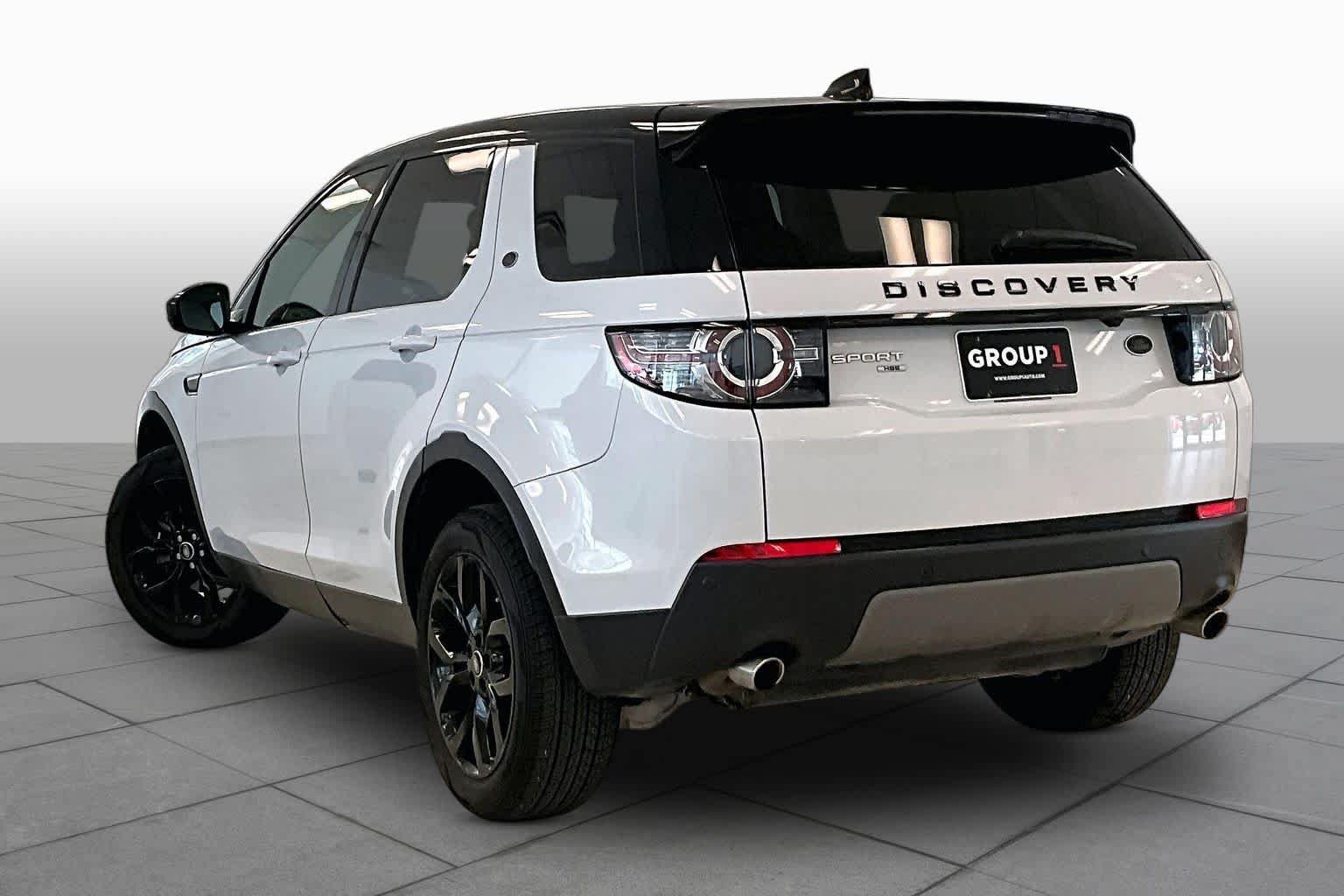 Used 2017 Land Rover Discovery Sport HSE AWD/4WD image 11