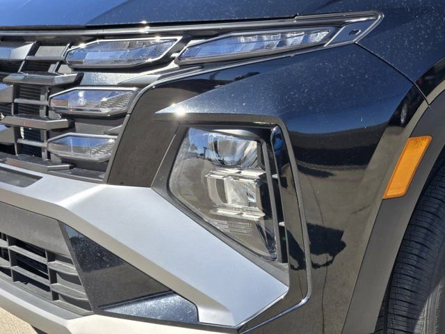 Certified 2025 Hyundai Tucson SE image 9