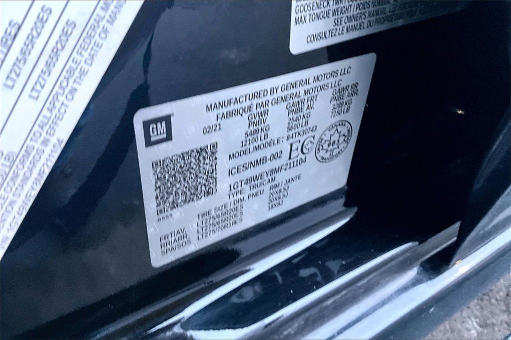 Used 2021 GMC Sierra 3500 Denali w/ Denali Ultimate Package image 36