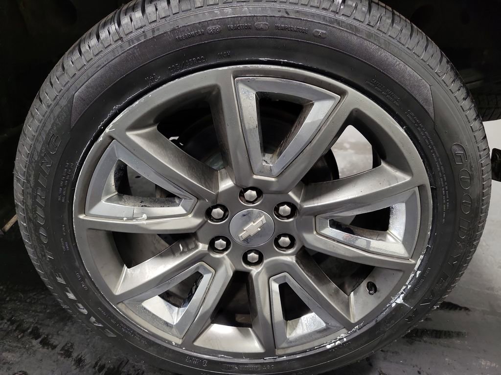 Used 2018 Chevrolet Silverado 1500 LTZ Z71 w/ Centennial Edition image 11