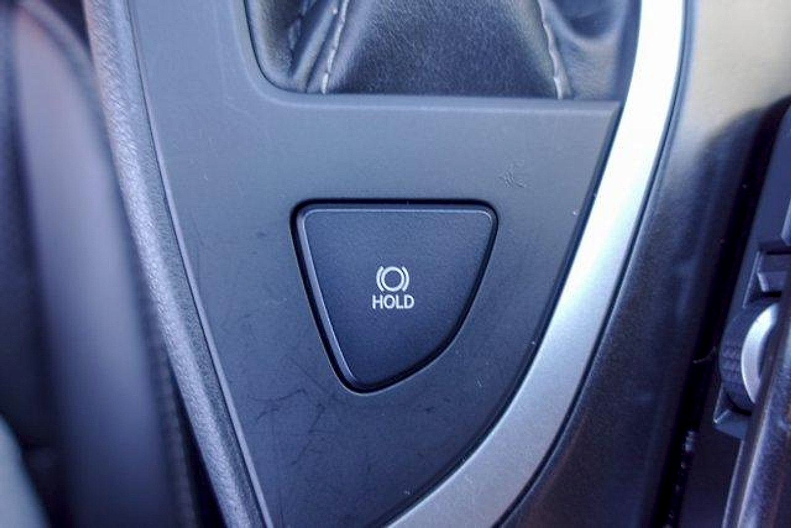 Used 2019 Lexus UX 200 w/ Premium Package FWD image 23