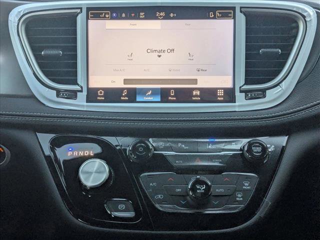 New 2026 Chrysler Pacifica Select w/ S Appearance Package image 13