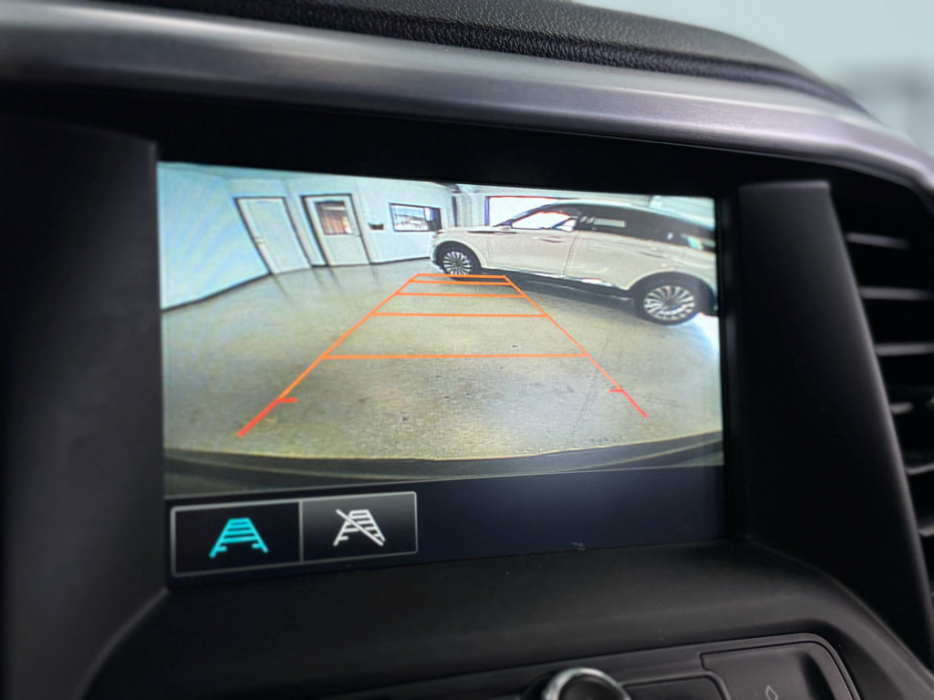 Used 2017 GMC Acadia SLE image 21