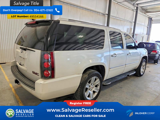 Used 2011 GMC Yukon XL Denali AWD/4WD image 4