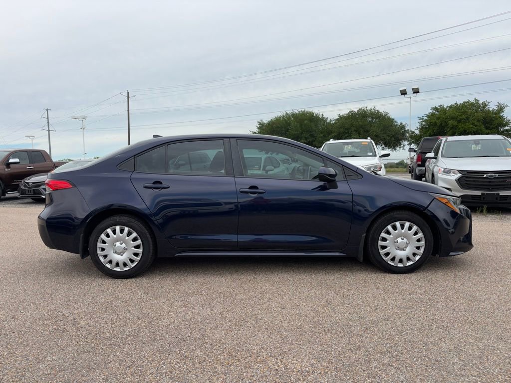 Used 2020 Toyota Corolla LE image 4