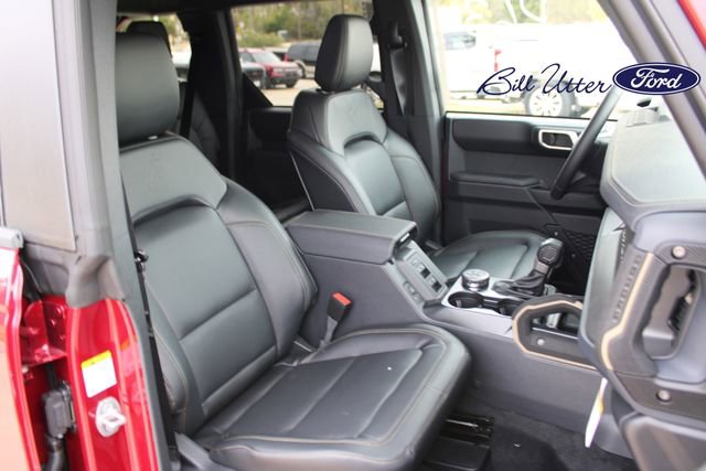 New 2025 Ford Bronco Badlands image 7