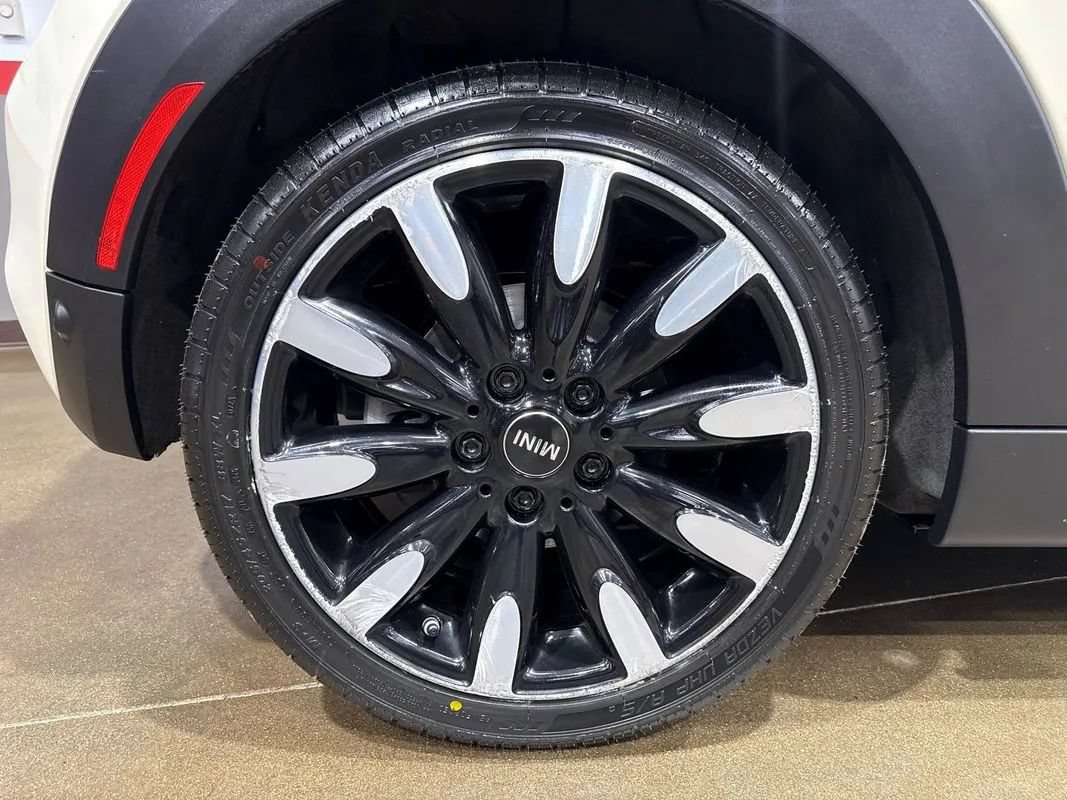 Used 2019 MINI Cooper S w/ Signature Upholstery Package FWD image 34