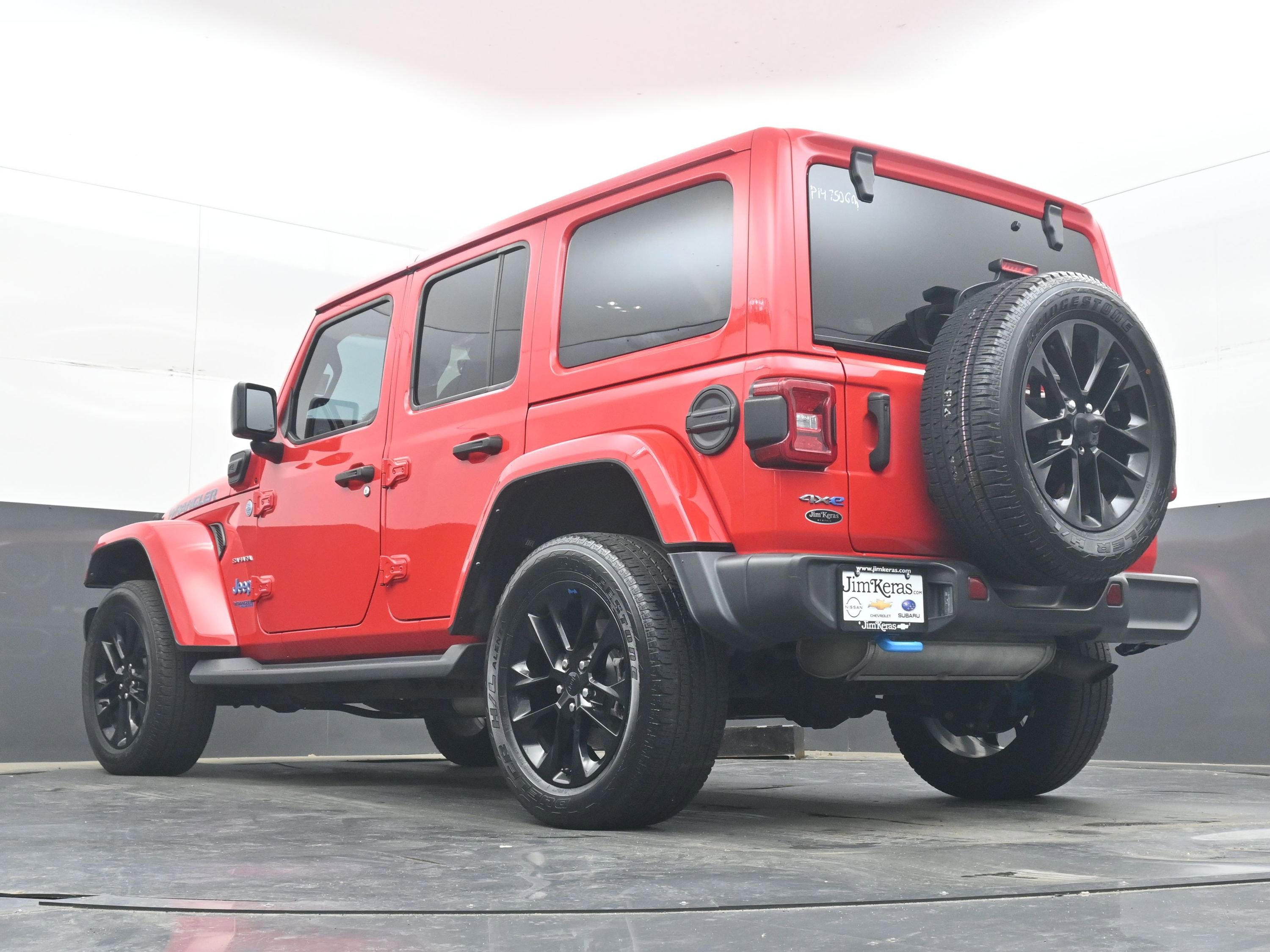 Used 2022 Jeep Wrangler Unlimited Sahara w/ Cold Weather Group AWD/4WD image 29