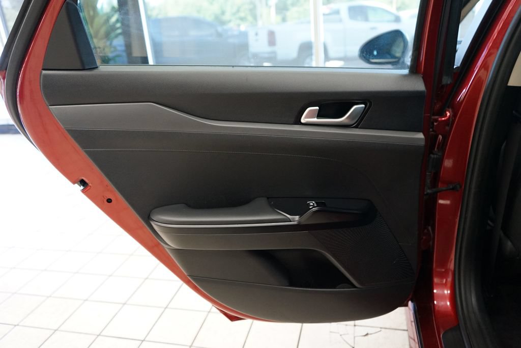 Used 2021 Kia K5 LX FWD image 43