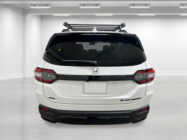 New 2026 Honda Pilot Black Edition image 4