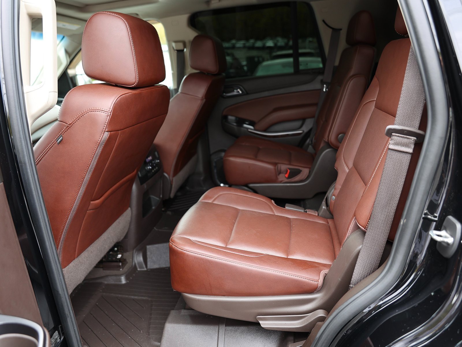 Used 2019 Chevrolet Tahoe Premier image 23