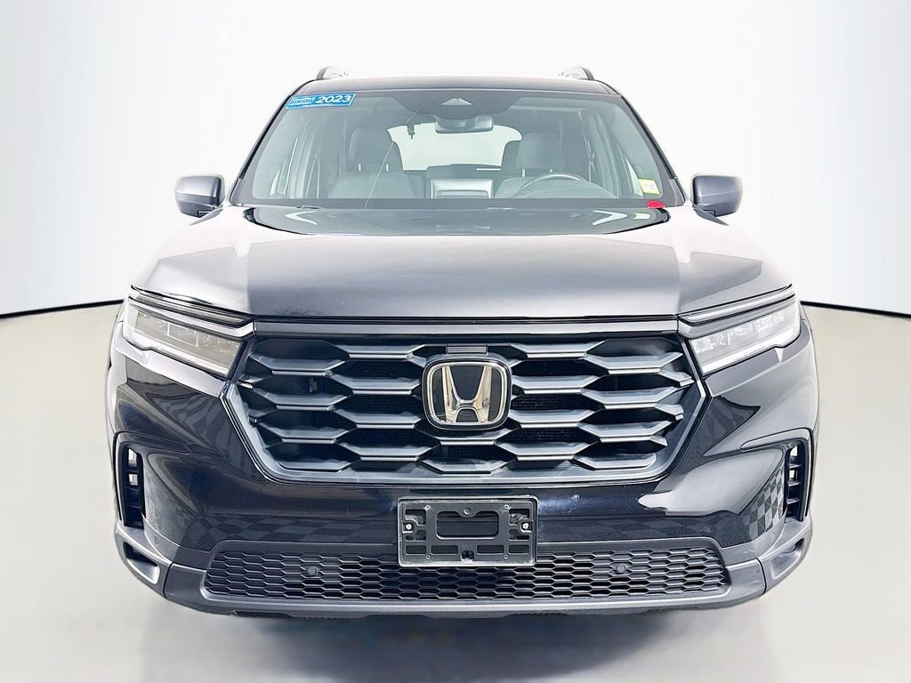 Certified 2023 Honda Pilot Sport image 2