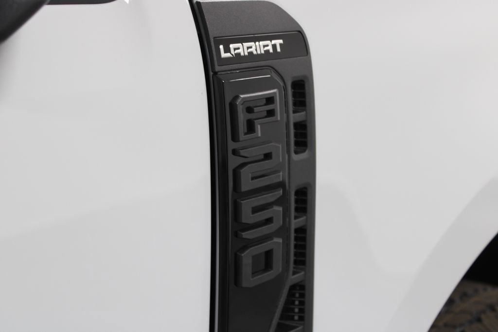New 2026 Ford F250 Lariat w/ Black Appearance Package image 12