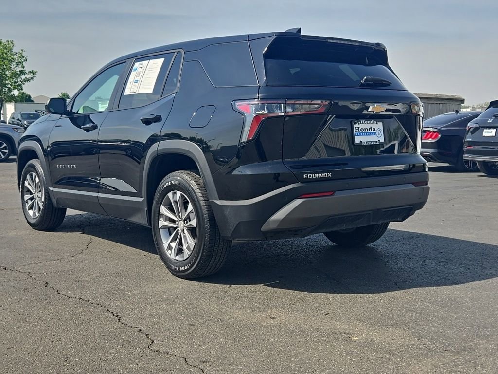 Used 2025 Chevrolet Equinox LT FWD image 5