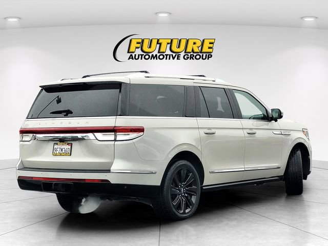 Certified 2023 Lincoln Navigator L Reserve AWD/4WD image 4
