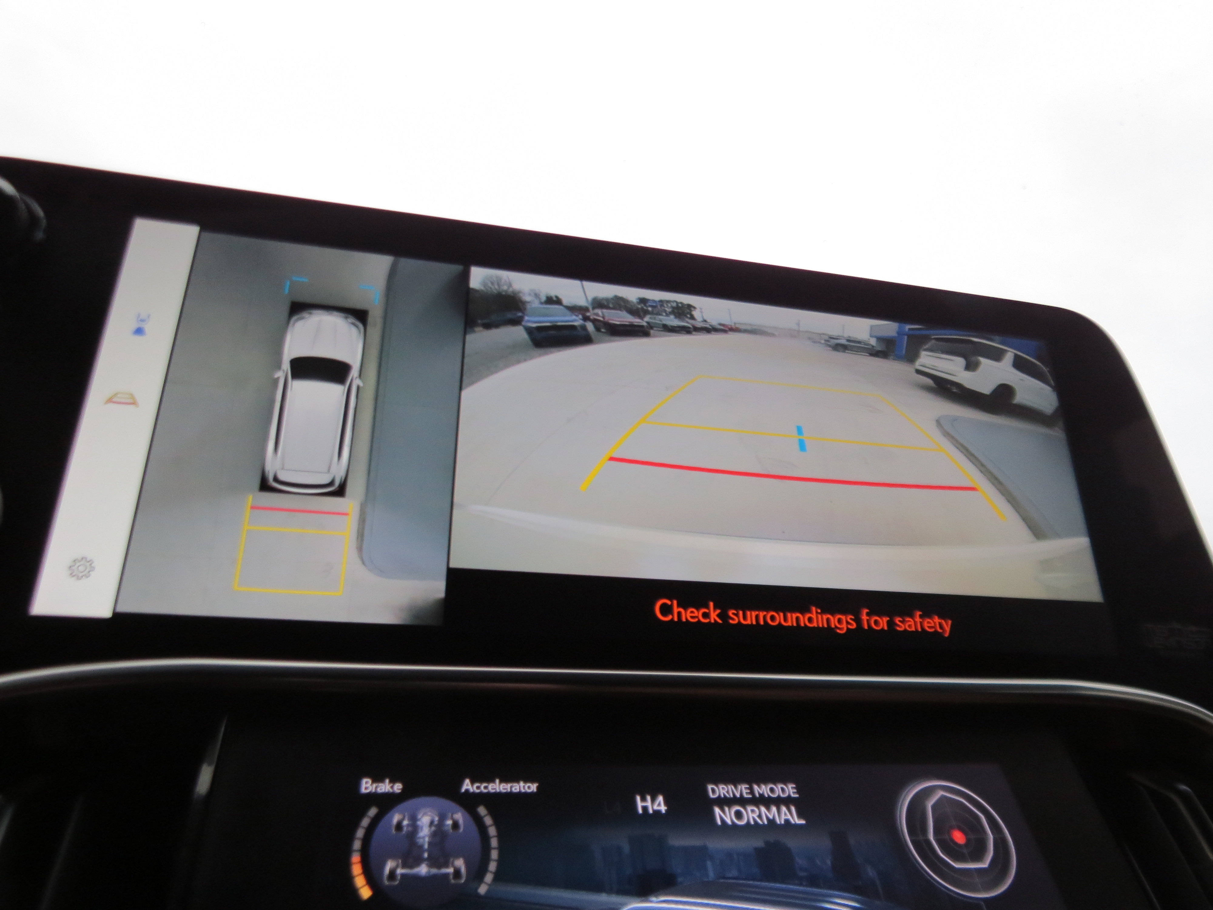 Used 2024 Lexus LX 600 4WD w/ Luxury Package image 22