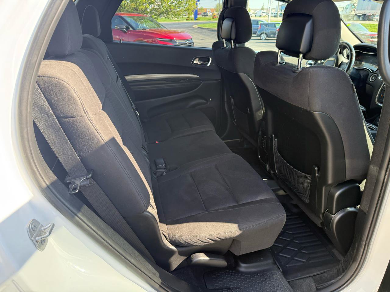 Used 2018 Dodge Durango SXT AWD/4WD image 23