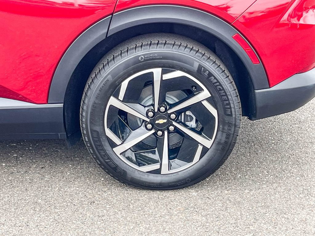 New 2026 Chevrolet Equinox EV LT image 10