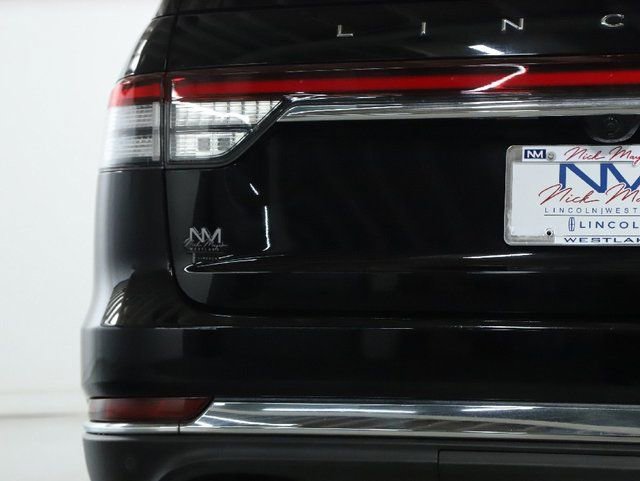 Used 2020 Lincoln Aviator Reserve w/ Class IV Trailer Tow Package image 43