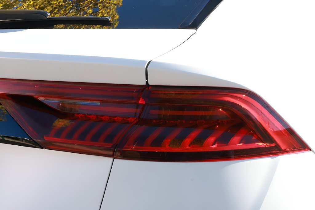 Used 2021 Audi SQ8 Premium Plus AWD/4WD image 17