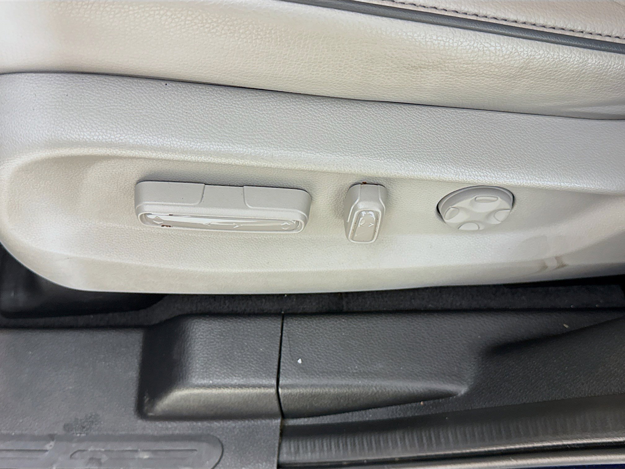 Used 2023 Honda Odyssey Elite image 24