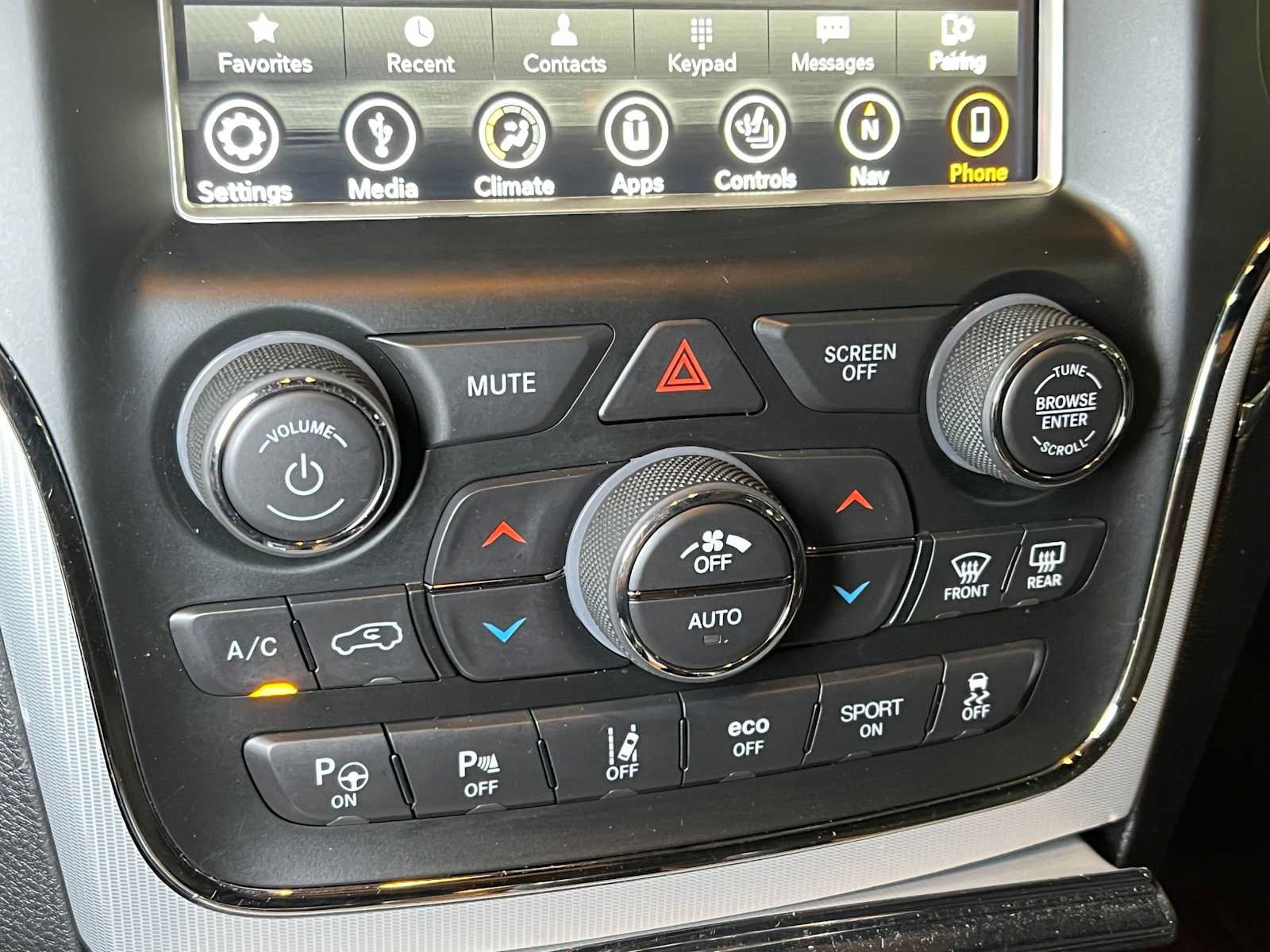 Used 2018 Jeep Grand Cherokee Summit AWD/4WD image 37