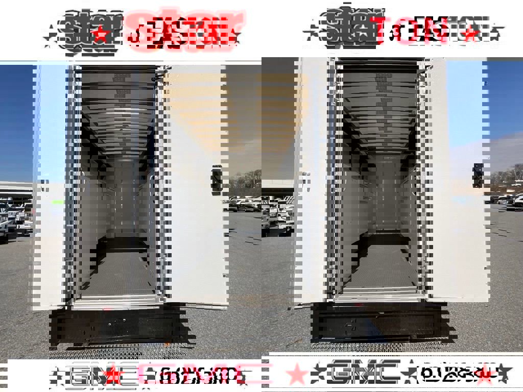 New 2026 GMC Savana 3500 w/ Power Convenience Package image 21