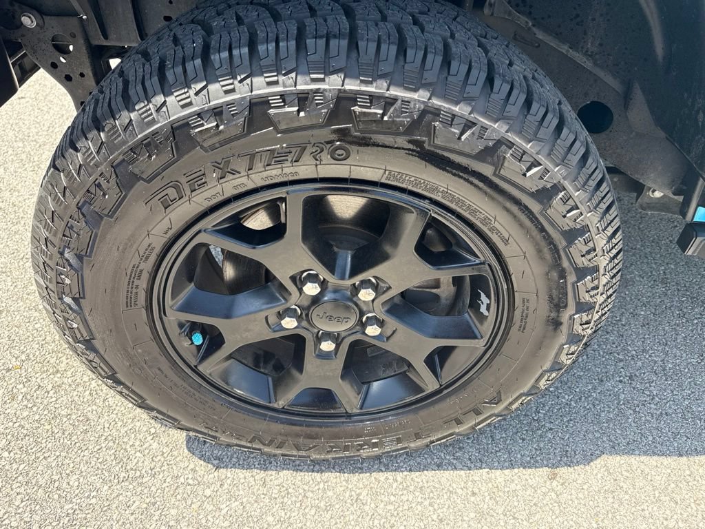 Used 2021 Jeep Wrangler Sport AWD/4WD image 9