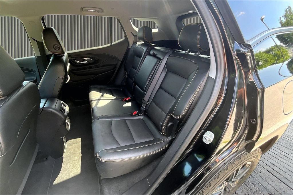 Used 2023 GMC Terrain AT4 AWD/4WD image 26